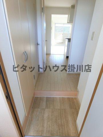 菊川市加茂マンション 玄関