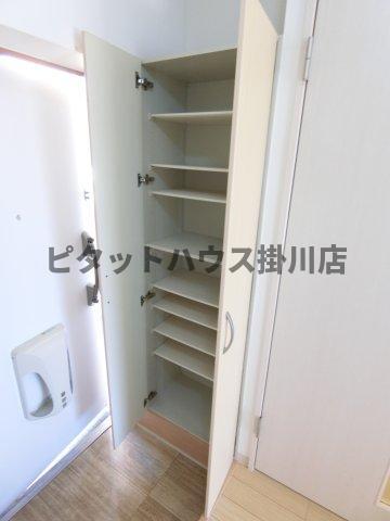 菊川市加茂マンション 収納