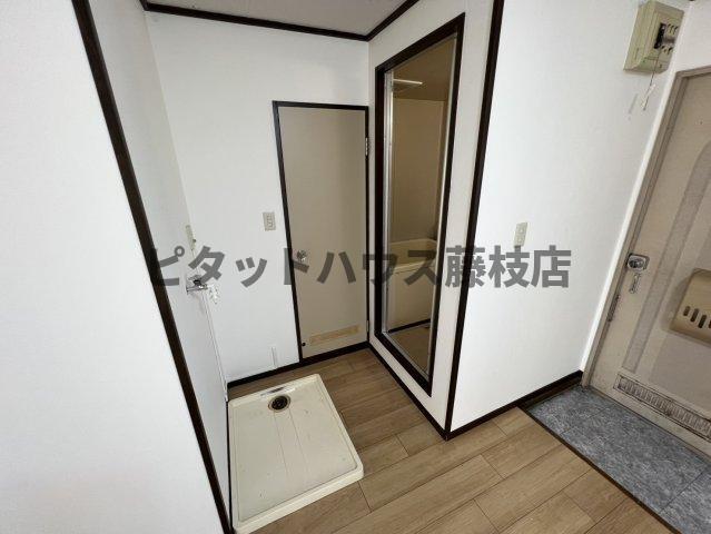 焼津市三和アパート 玄関