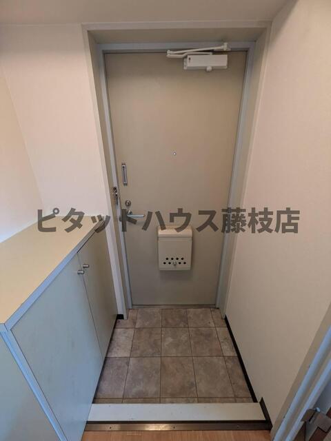 藤枝市前島マンション 玄関