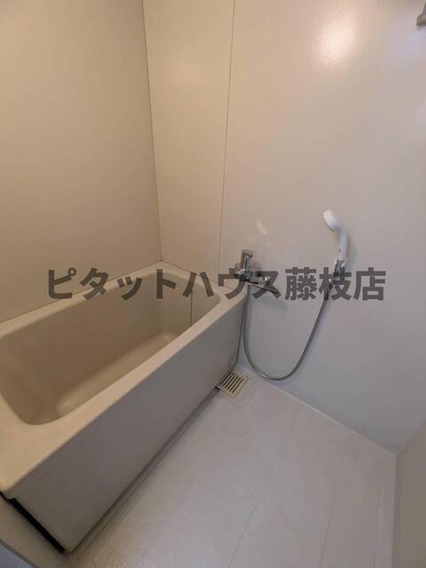藤枝市前島マンション バス／シャワー