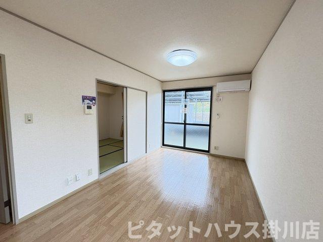 掛川市水垂アパート リビング
