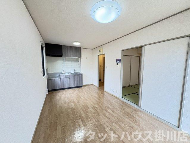 掛川市水垂アパート リビング