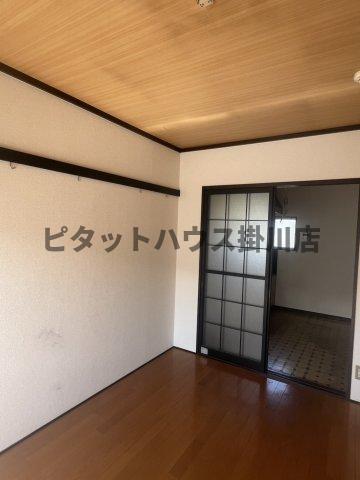 掛川市亀の甲アパート リビング