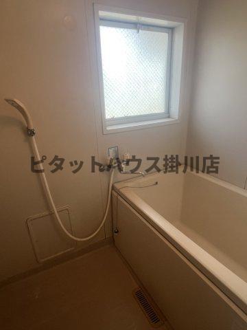 掛川市亀の甲アパート バス／シャワー