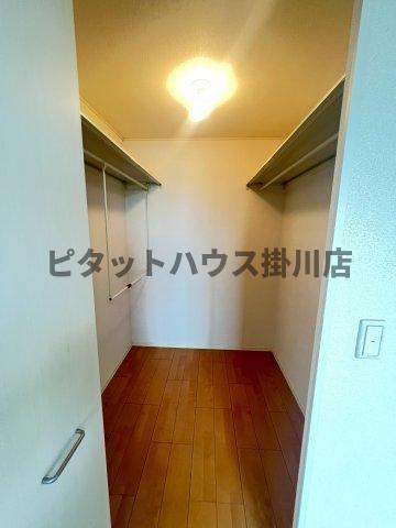 袋井市浅岡アパート 収納