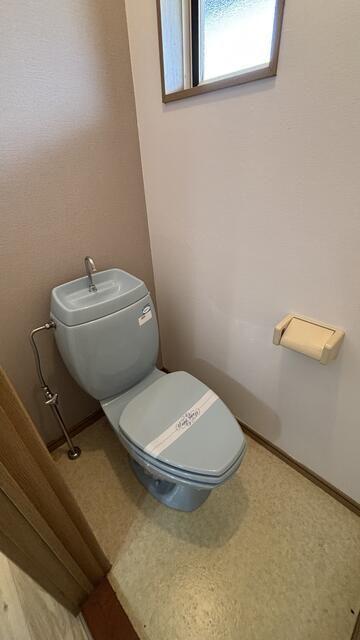 菊川市上平川アパート トイレ