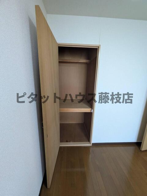 藤枝市志太アパート 収納