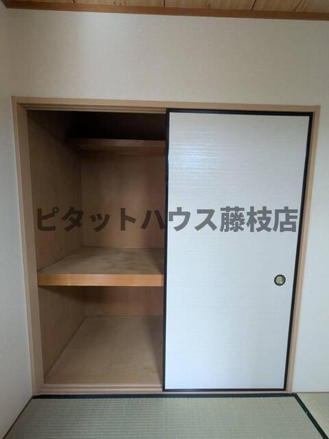 藤枝市志太アパート 収納