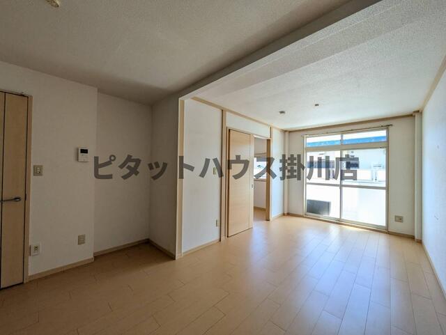 菊川市下平川アパート リビング