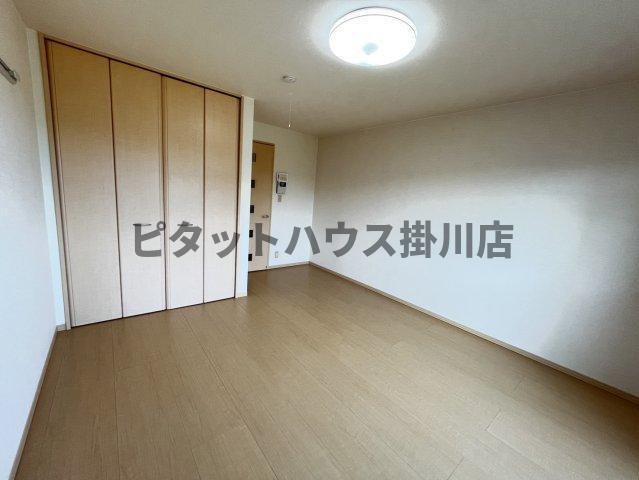 菊川市下平川アパート リビング