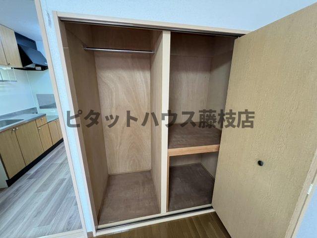 焼津市大村新田アパート 収納