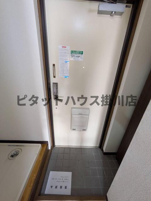 菊川市加茂マンション 玄関