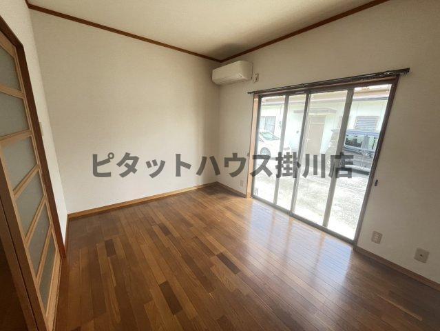 袋井市豊沢一戸建 リビング