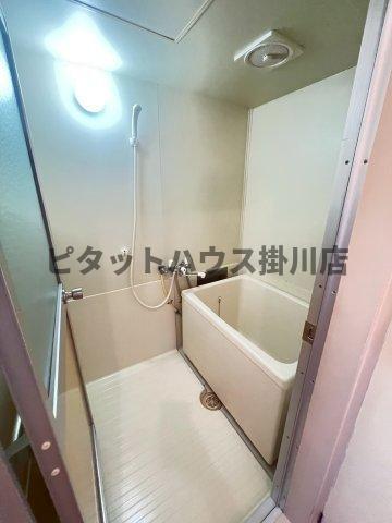 掛川市横須賀アパート バス／シャワー