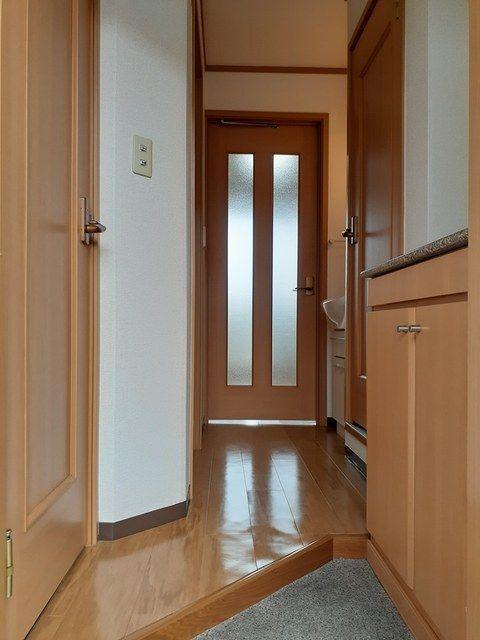 袋井市久能アパート 玄関