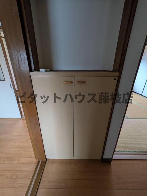 藤枝市岡部町三輪アパート 収納