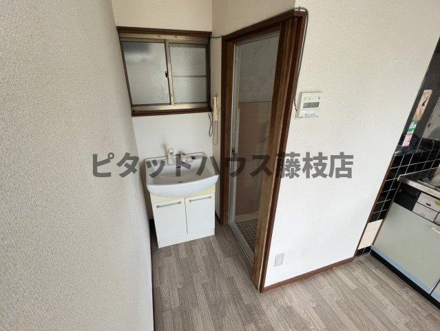 焼津市塩津一戸建 洗面