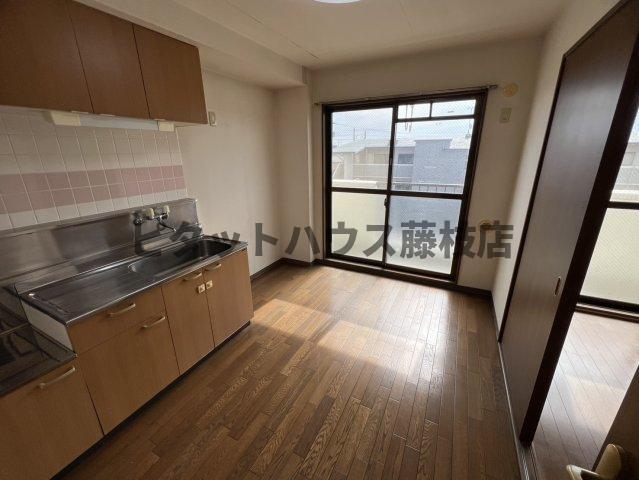 焼津市大村マンション リビング