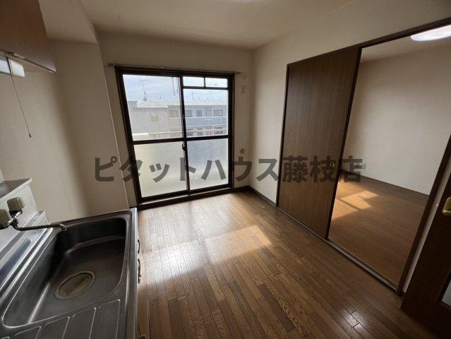 焼津市大村マンション リビング