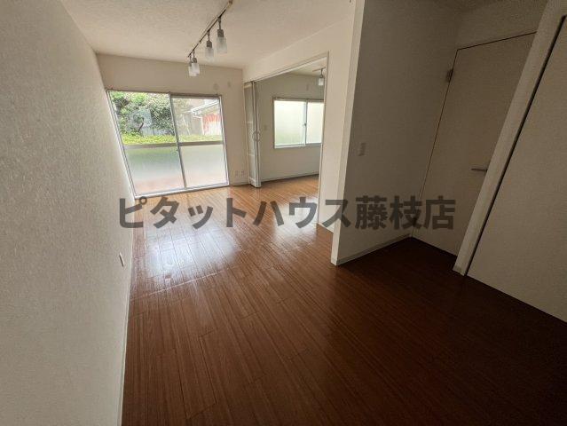 焼津市大栄町アパート リビング