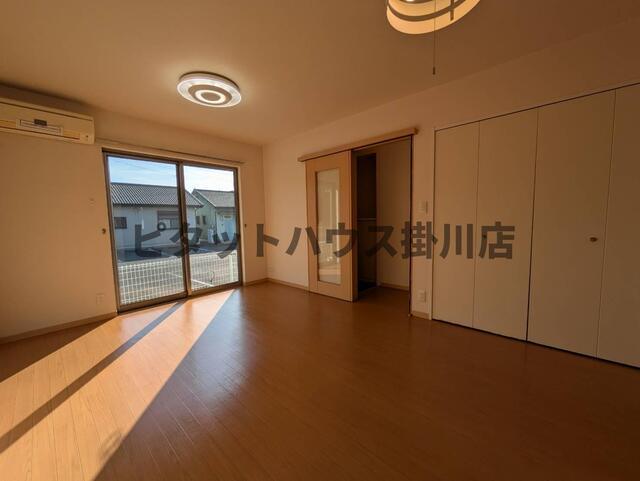 御前崎市池新田アパート リビング