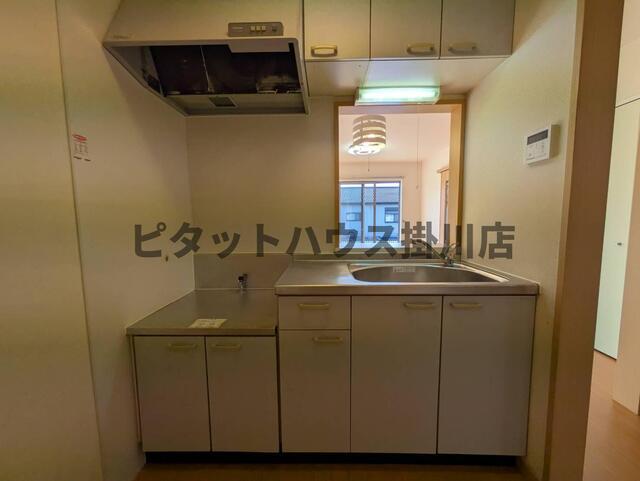 御前崎市池新田アパート キッチン