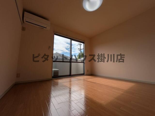 御前崎市池新田アパート リビング