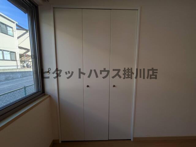 御前崎市池新田アパート 収納