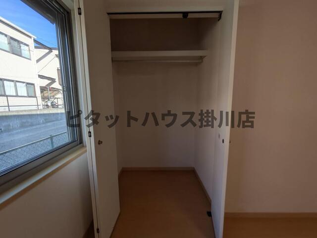 御前崎市池新田アパート 収納