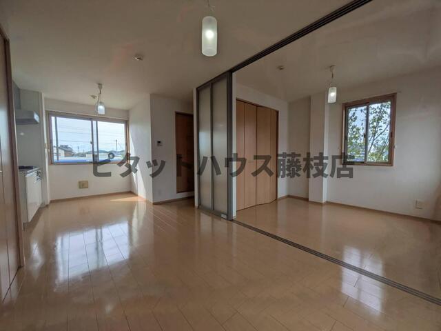 藤枝市瀬戸新屋アパート リビング