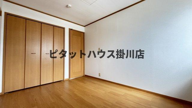 掛川市杉谷南アパート リビング
