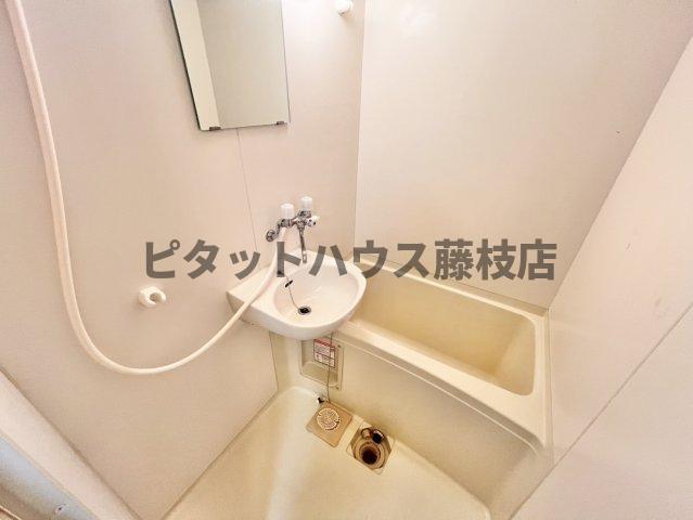 牧之原市布引原アパート 洗面