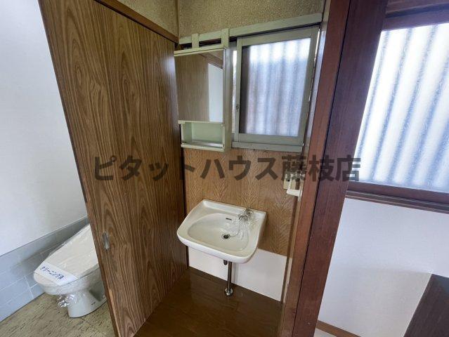 焼津市下小田一戸建 洗面