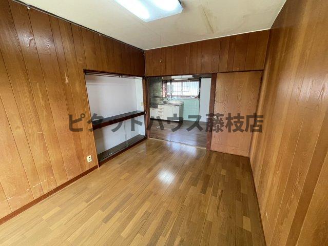 焼津市下小田一戸建 室内