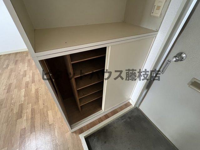 島田市旭アパート 収納