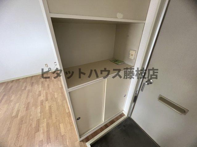 島田市旭アパート 収納