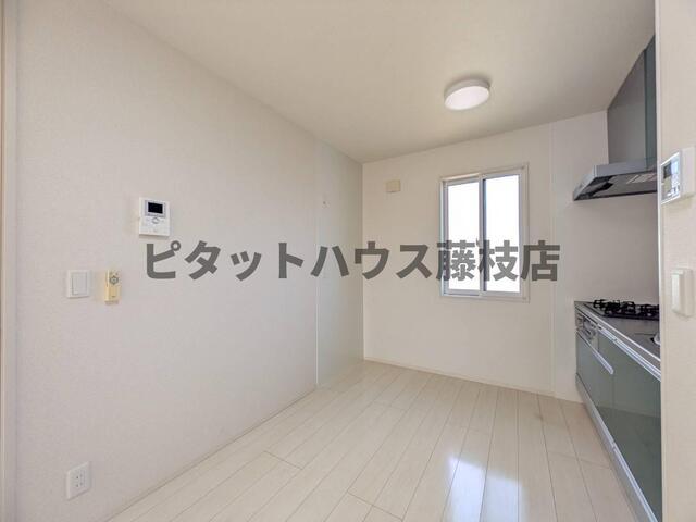 藤枝市青葉町アパート リビング