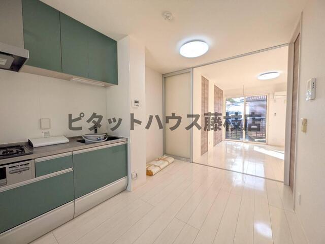 藤枝市青葉町アパート リビング