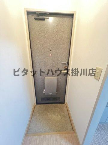 掛川市中アパート 玄関