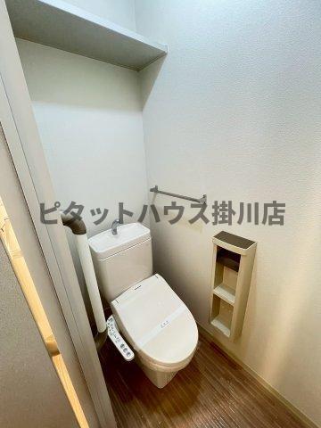 掛川市中アパート トイレ