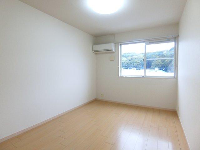 袋井市愛野南アパート リビング