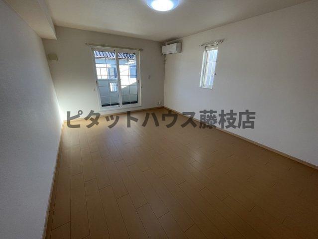 焼津市高新田アパート リビング