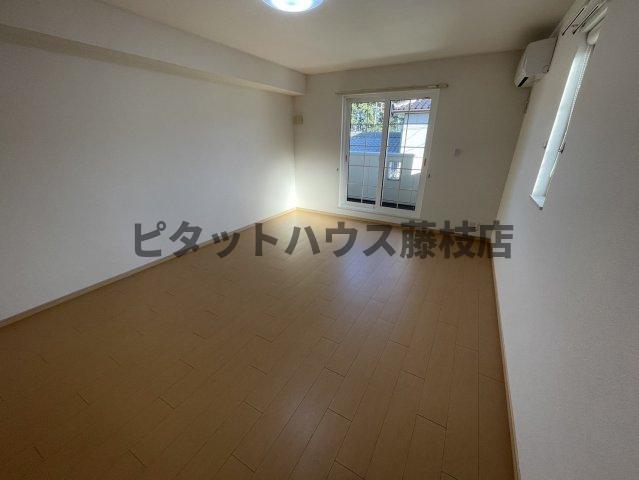 焼津市高新田アパート リビング