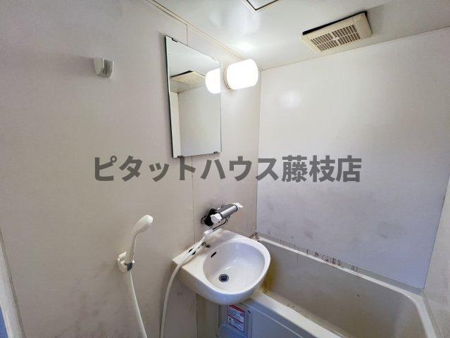 島田市稲荷アパート 洗面