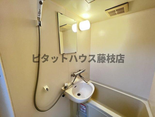 島田市稲荷アパート 洗面