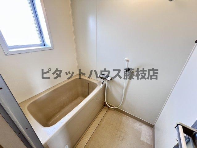 榛原郡吉田町片岡アパート バス／シャワー