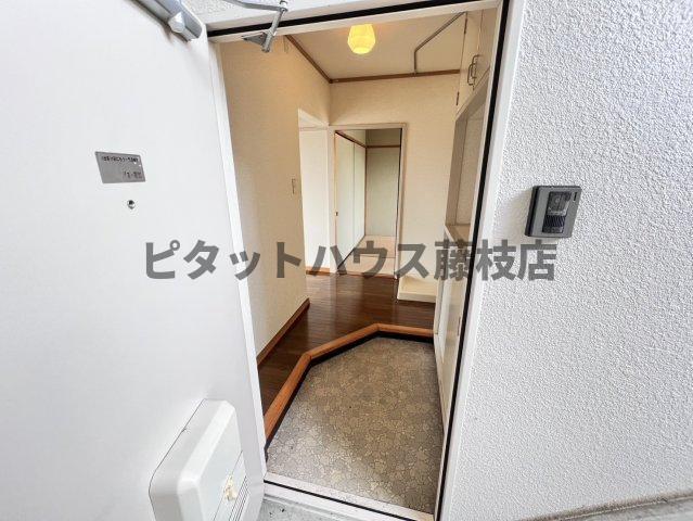 榛原郡吉田町片岡アパート 玄関