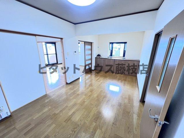 焼津市小土マンション リビング