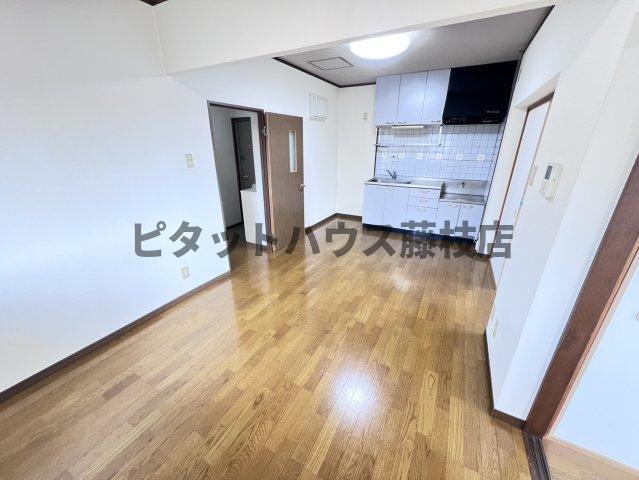 焼津市小土マンション リビング